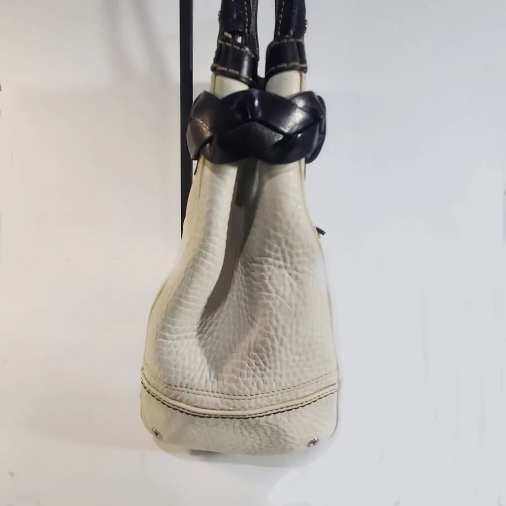 Coach Hamilton Beige | Handles, Belt & Trim Are Black